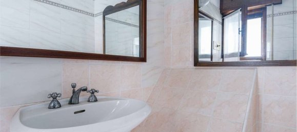 Квартира с 4 комнатами в Барбата, Италия № 78816 20