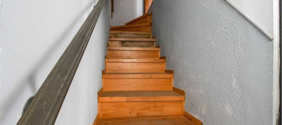 Квартира с 4 комнатами в Барбата, Италия № 78816 18