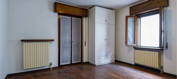 Квартира с 4 комнатами в Барбата, Италия № 78816 36