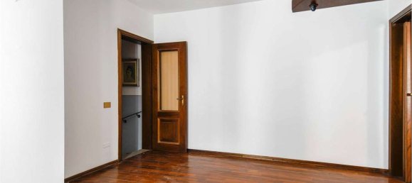 Квартира с 4 комнатами в Барбата, Италия № 78816 22