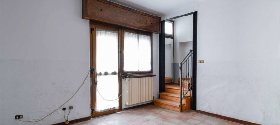 Квартира с 4 комнатами в Барбата, Италия № 78816 15