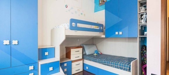 Apartamento de 3 habitaciónes en Mariano Comense, Italy No. 20490 20