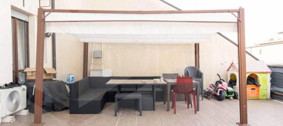 Apartamento de 3 habitaciónes en Mariano Comense, Italy No. 20490 3