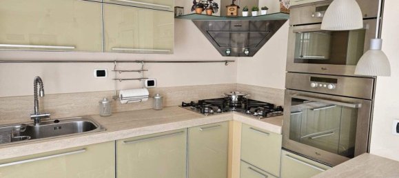 3 rooms Apartment in Viareggio, Italy No. 112309 13