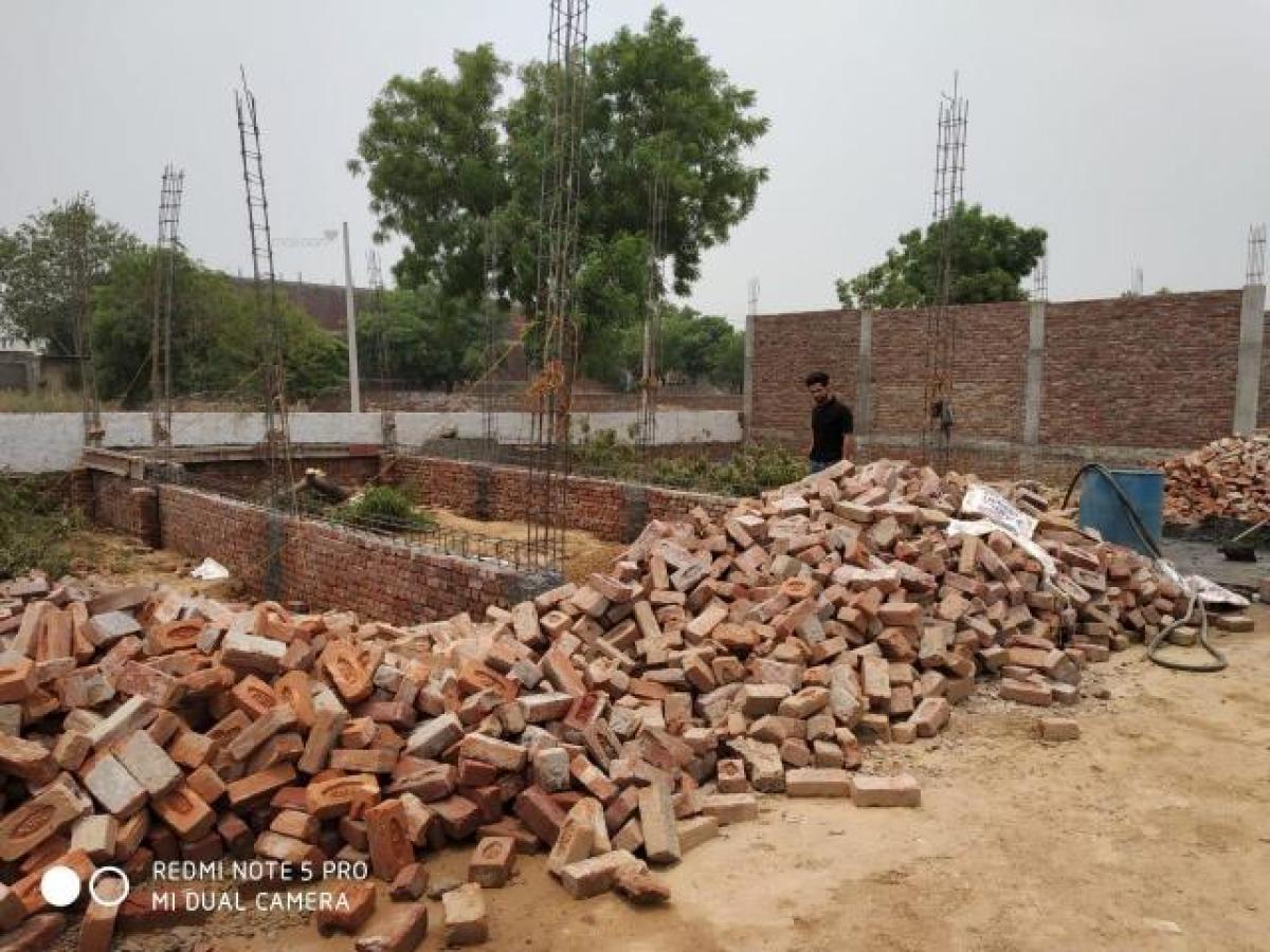 2 Schlafzimmer Haus in Noida, India, Nr. 66760