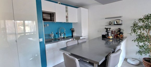 2 Schlafzimmer Wohnung in Montreuil, France, Nr. 182930 2