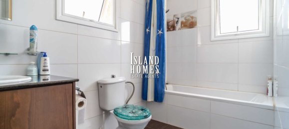 3 Schlafzimmer Haus in Liopetri, Cyprus, Nr. 24069 8