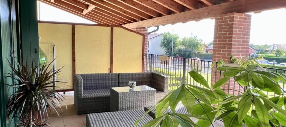 4 Schlafzimmer Villa in Bussolengo, Italy, Nr. 363965 6