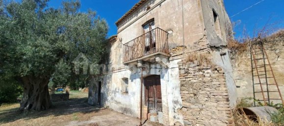 3 bedrooms House in Rocca San Giovanni, Italy No. 331736 6