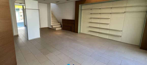 2-salle Propriété commerciale à Gallipoli, Italy No. 373659 19