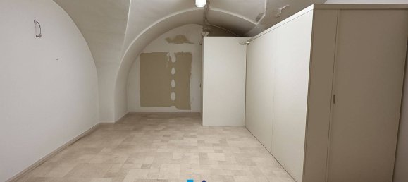 2-salle Propriété commerciale à Gallipoli, Italy No. 373659 13