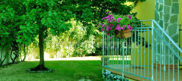 4 bedrooms House in Castelnuovo Magra, Italy No. 99156 15