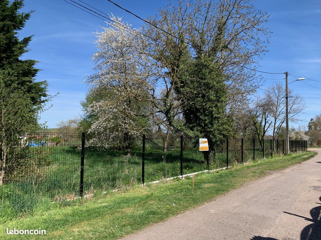 Grundstück in Croismare, France 1100m², Nr. 151932