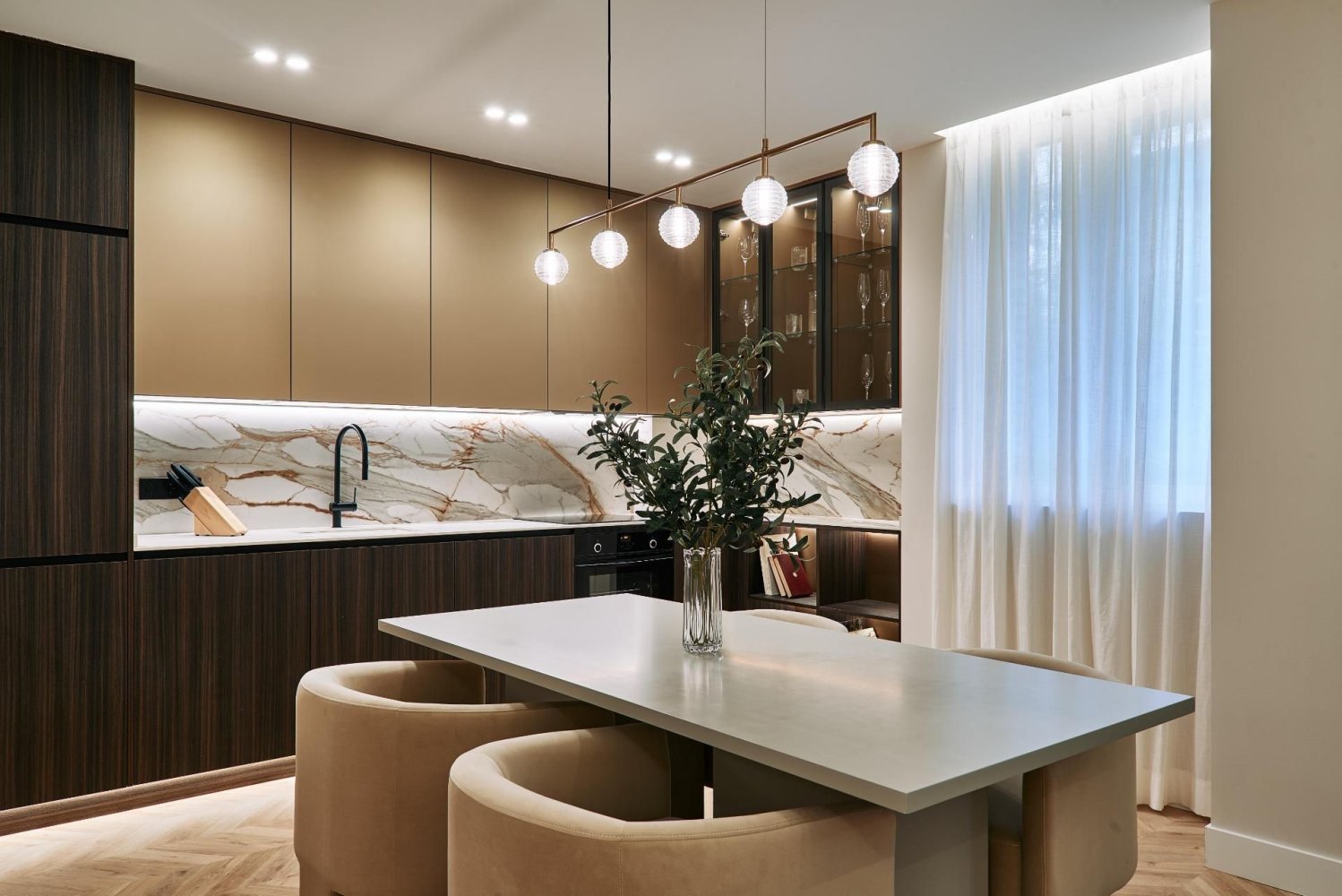 2 غرف نوم منزل ذو طابقين في Madrid, Spain رقم 120044