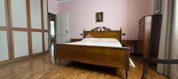 3 Schlafzimmer Wohnung in Stradella, Italy, Nr. 380001 20