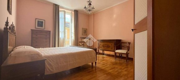 3 Schlafzimmer Wohnung in Stradella, Italy, Nr. 380001 13