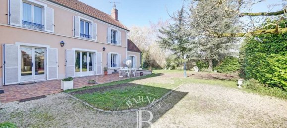 5 bedrooms House in Fontenay-le-Fleury, France No. 134791 2