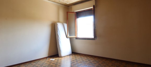 5 rooms Apartment in Cerreto Guidi, Italy No. 268930 6