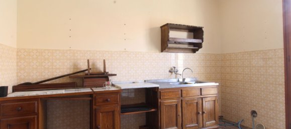 5 rooms Apartment in Cerreto Guidi, Italy No. 268930 10