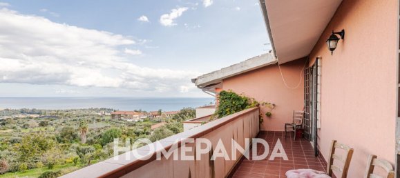 8 rooms Villa in Aci Catena, Italy No. 48532 27