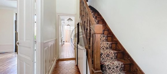 4 bedrooms Townhouse in Saint-Quentin, France No. 256486 8