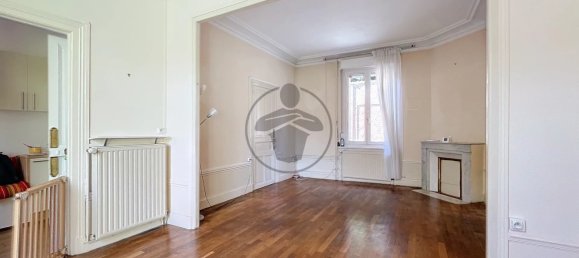 4 bedrooms Townhouse in Saint-Quentin, France No. 256486 10