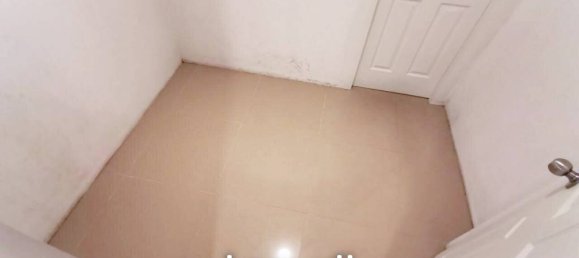 5 bedrooms Condo in Huai Khwang, Thailand No. 16696 6