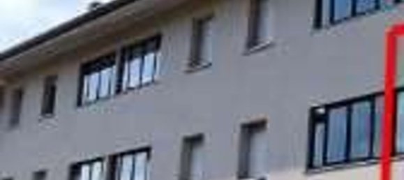 6 rooms Apartment in Udine, Italy No. 100015 5
