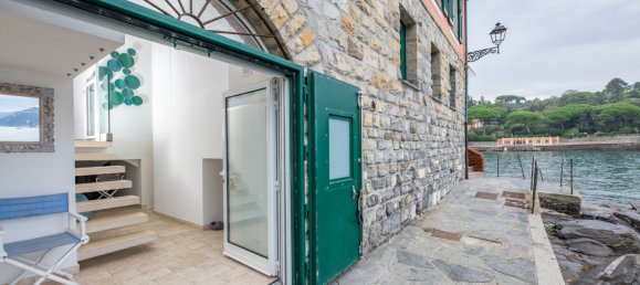 2 bedrooms Apartment in Rapallo, Italy No. 35875 3