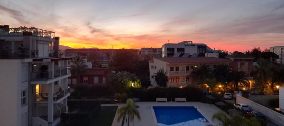 Apartamento de 3 dormitorios en Dénia, Spain No. 10586 7