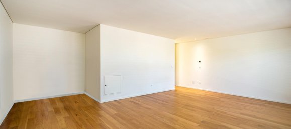 Дом с 5 спальнями в Порту, Португалия № 145094 4