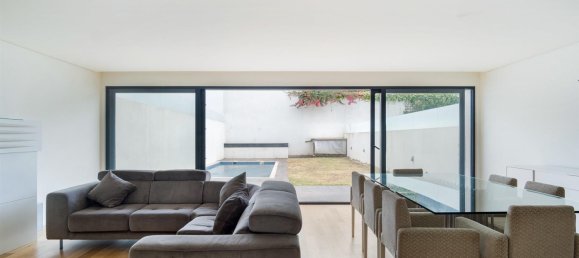 Дом с 5 спальнями в Порту, Португалия № 145094 19