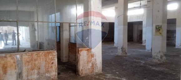 Склад 368м² в Катания, Италия № 221910 7