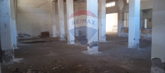 Склад 368м² в Катания, Италия № 221910 11