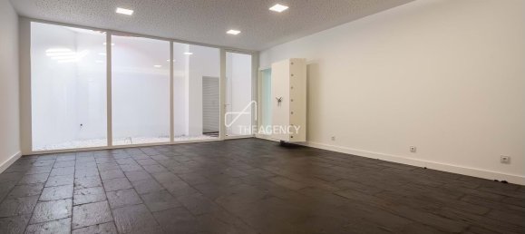 6 bedrooms Castles in Porto, Portugal No. 49014 7