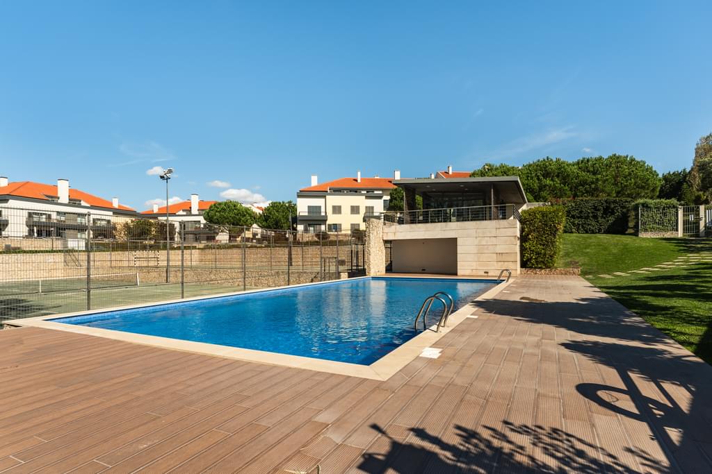3 bedrooms Apartment in Cascais, Portugal No. 128285
