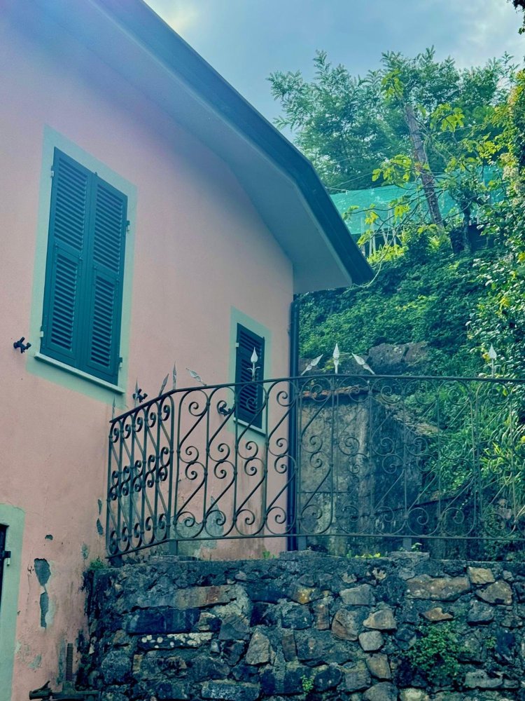 3 bedrooms Apartment in Calice al Cornoviglio, Italy No. 348305