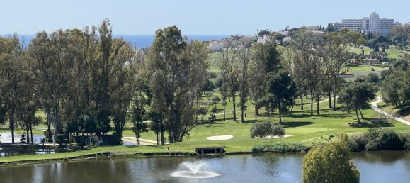 Квартира с 2 спальнями в Бенахавис, Испания № 137660 21