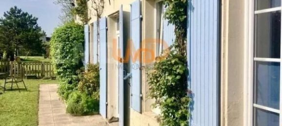 Casa de 7 dormitorios en Charente-Maritime, France No. 337136 2