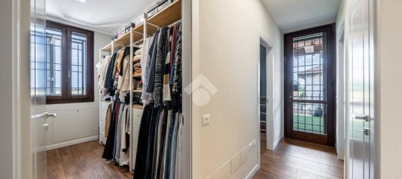 3 Schlafzimmer Villa in Malalbergo, Italy, Nr. 262021 32