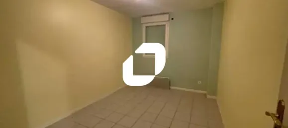 998m² Commercial property in Gisors, France No. 346141 18