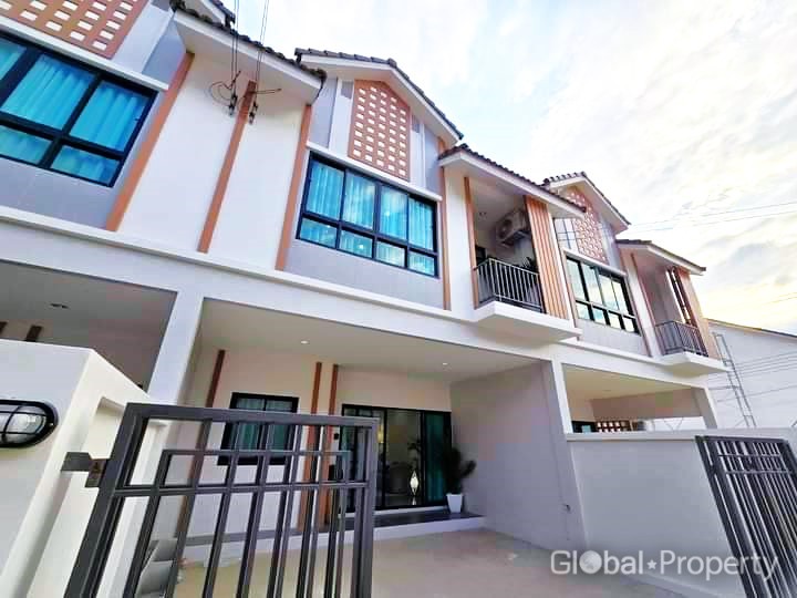 3 bedrooms Cafe / restaurant in Pattaya, Thailand No. 25123