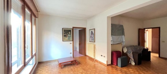 4 rooms Apartment in Piove di Sacco, Italy No. 67216 5