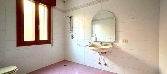 4 rooms Apartment in Piove di Sacco, Italy No. 67216 8