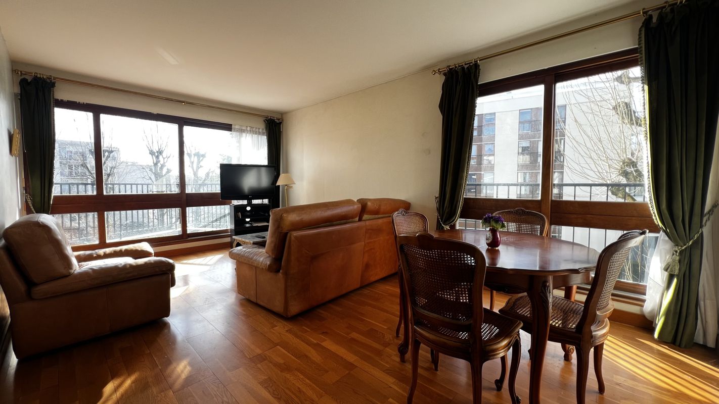 2 bedrooms Apartment in Yvelines, France No. 139428