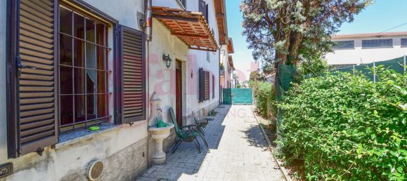 4 bedrooms House in Cabiate, Italy No. 362311 4