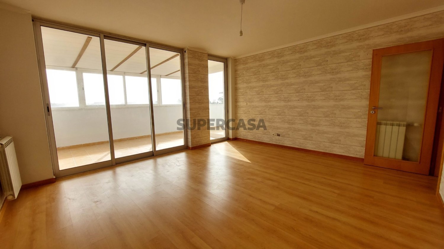 2 bedrooms Apartment in Rio de Mouro, Portugal No. 226456
