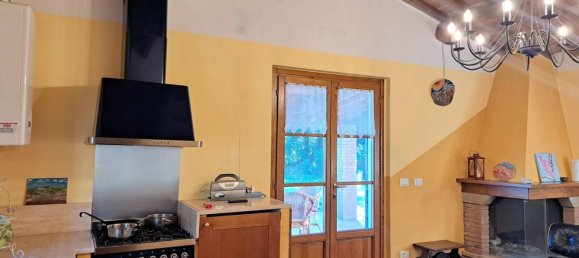 3 rooms House in Pomarance, Italy No. 146520 8