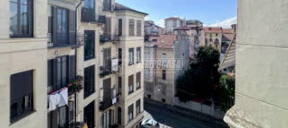 4 bedrooms Apartment in Turin, Italy No. 43550 5