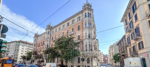 4 bedrooms Apartment in Turin, Italy No. 43550 20